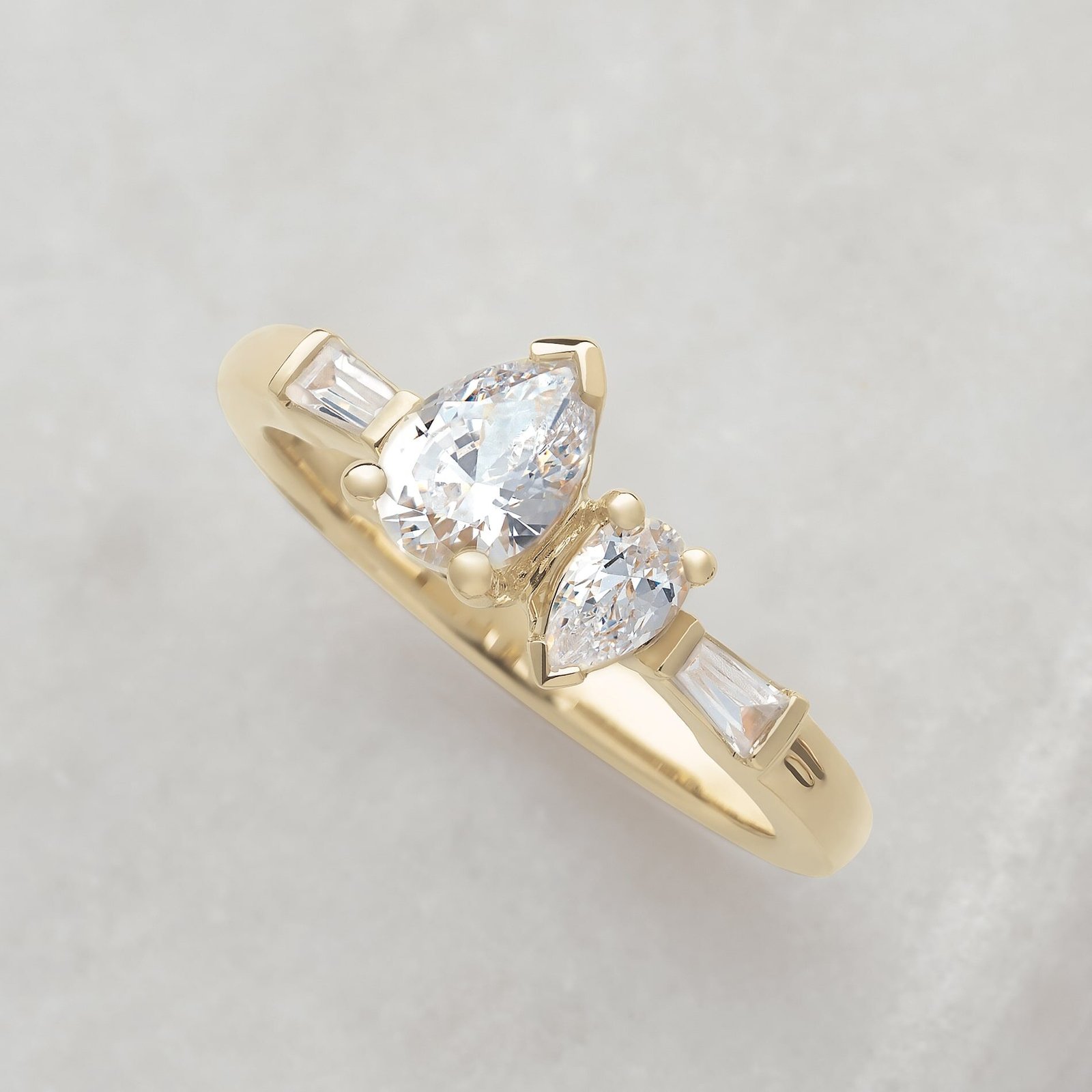 14k Yellow gold diamond